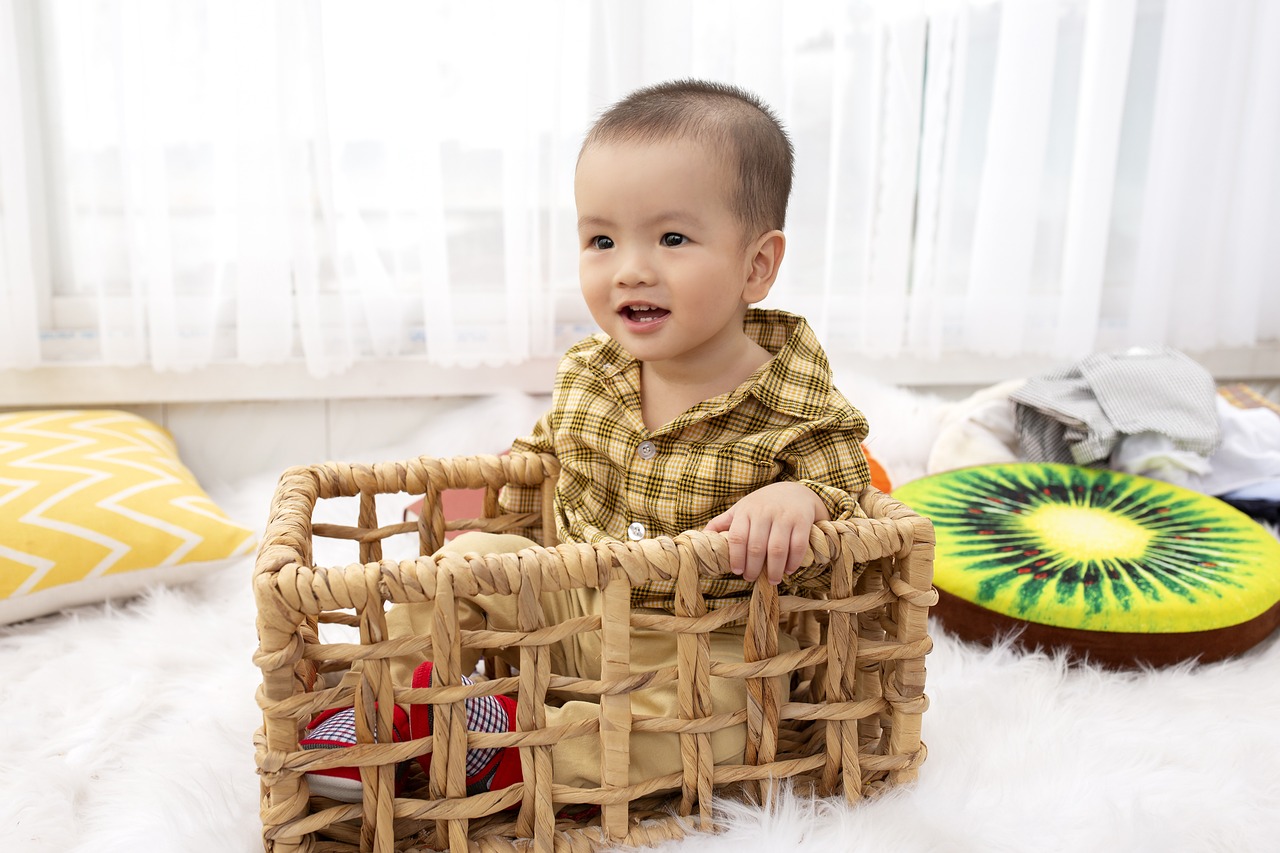 小试管代生的孩子有头皮屑是什么原因（小试管代生的孩子有头皮屑是怎么回事）